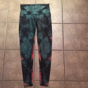 Teeki yoga pants